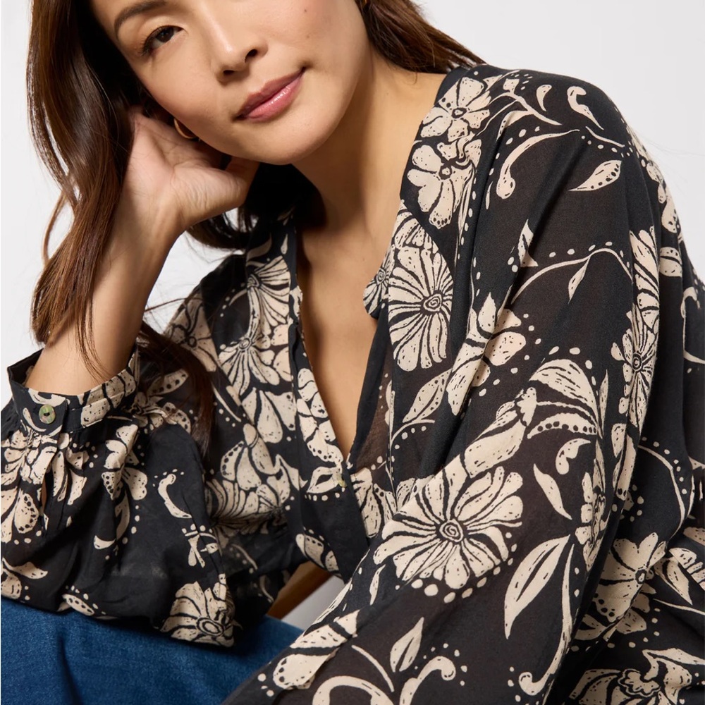 Z Supply Black Graphic Notched Collar Blouse
